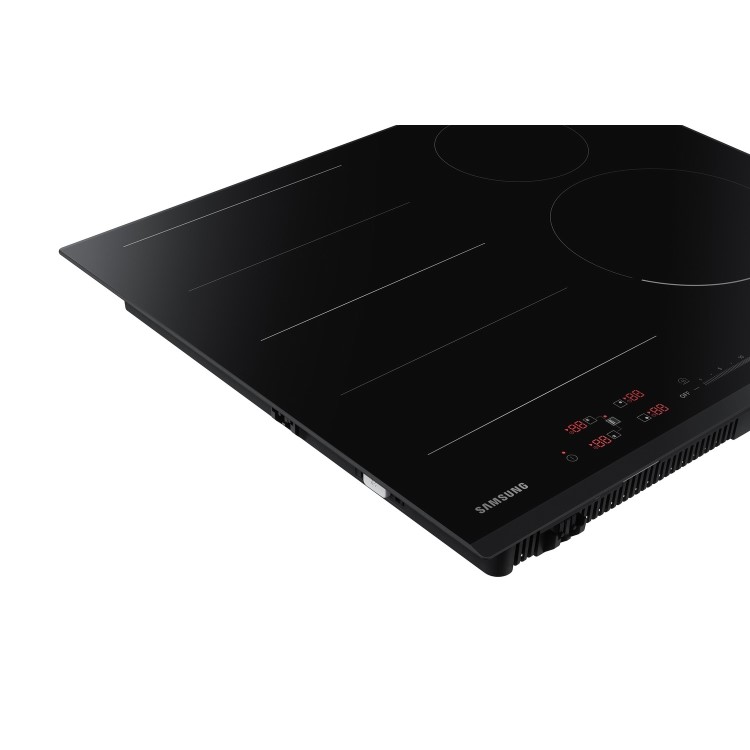 GRADE A1 - Samsung NZ64N7757GK 60cm Four Zone Induction Hob with Flex Zone Plus and Wi-Fi Connectivity