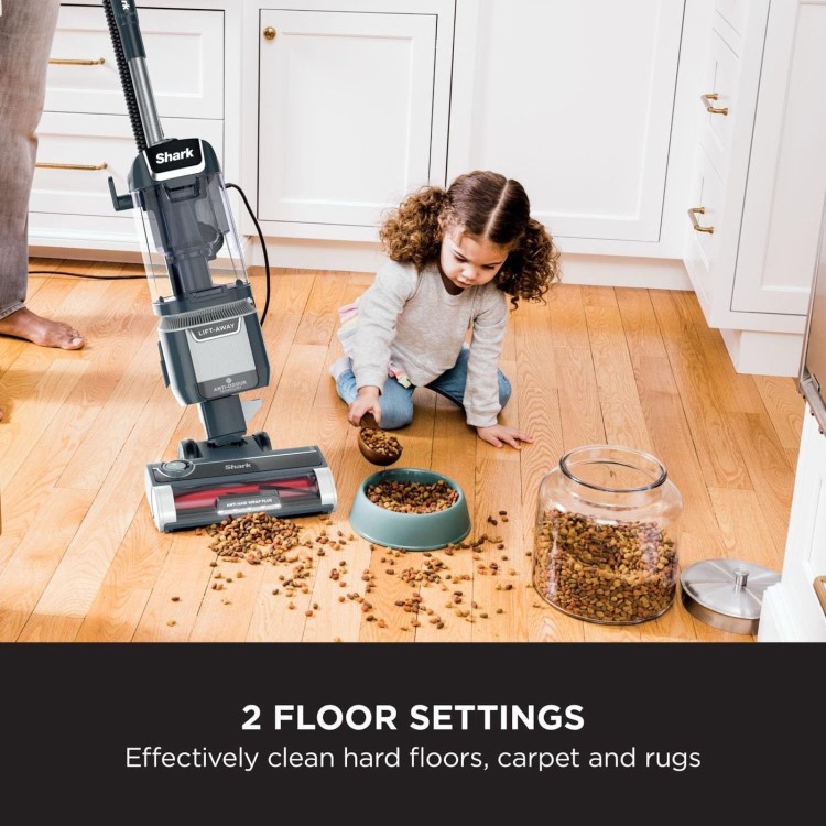 Refurbished Shark NZ780UKT Vacuum Cleaner