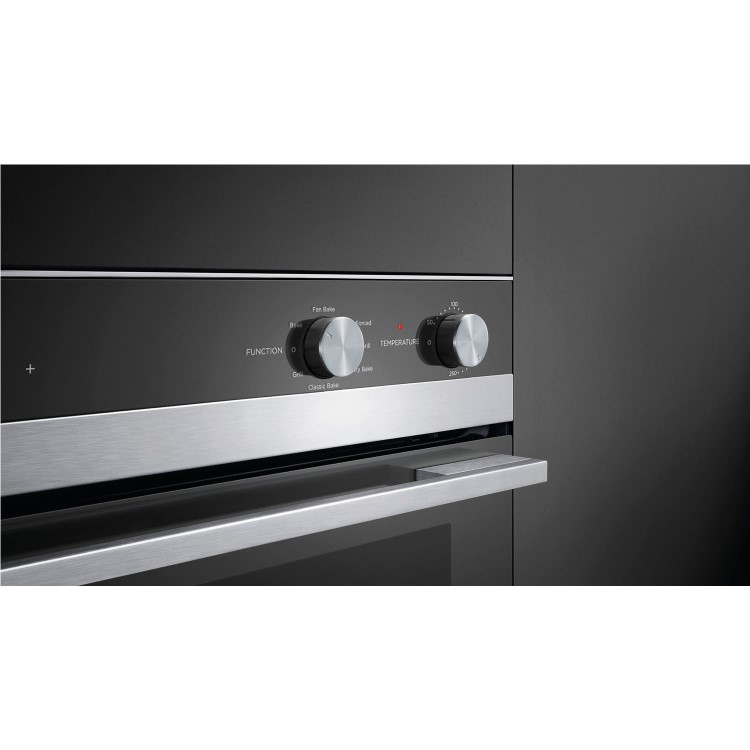 Fisher & Paykel Seven Function 77L Electric Built-in Single Oven 