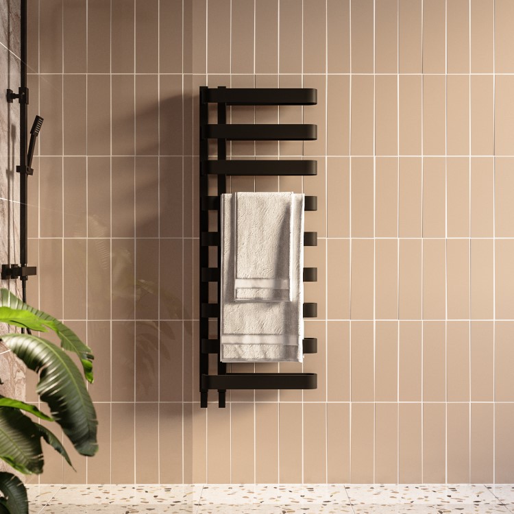 Black Designer Curved Towel Radiator 1300 x 500mm - Ordos