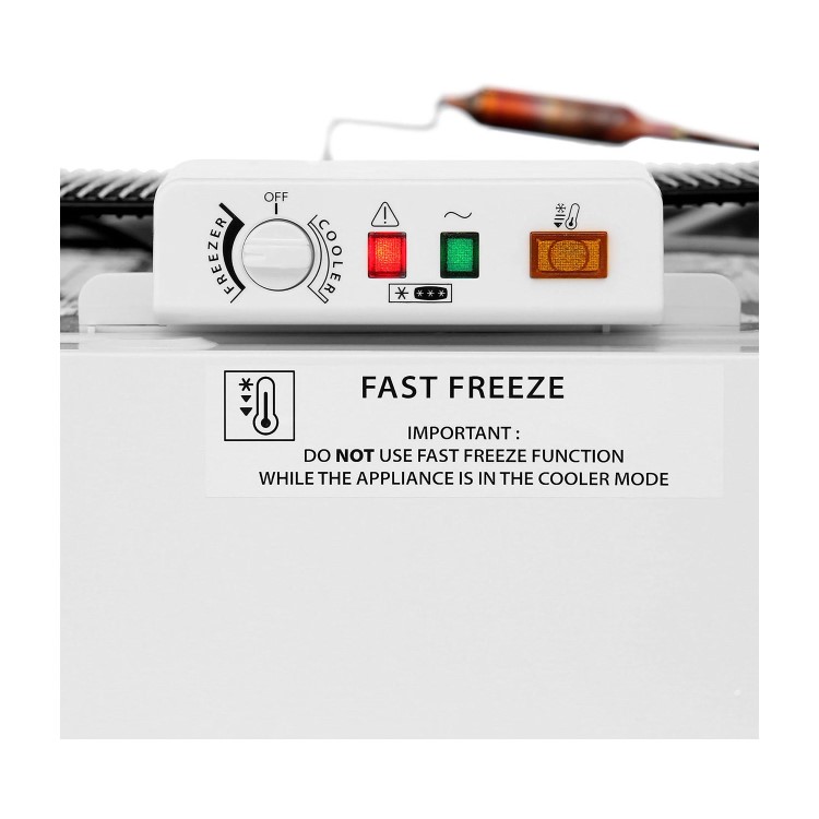 GRADE A2 - Indesit OS1A100 100 Litre Chest Freezer 57cm Deep A+ Energy Rating 53cm Wide - White