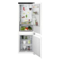 AEG Series 7000 244 Litre 70/30 Integrated Fridge Freezer