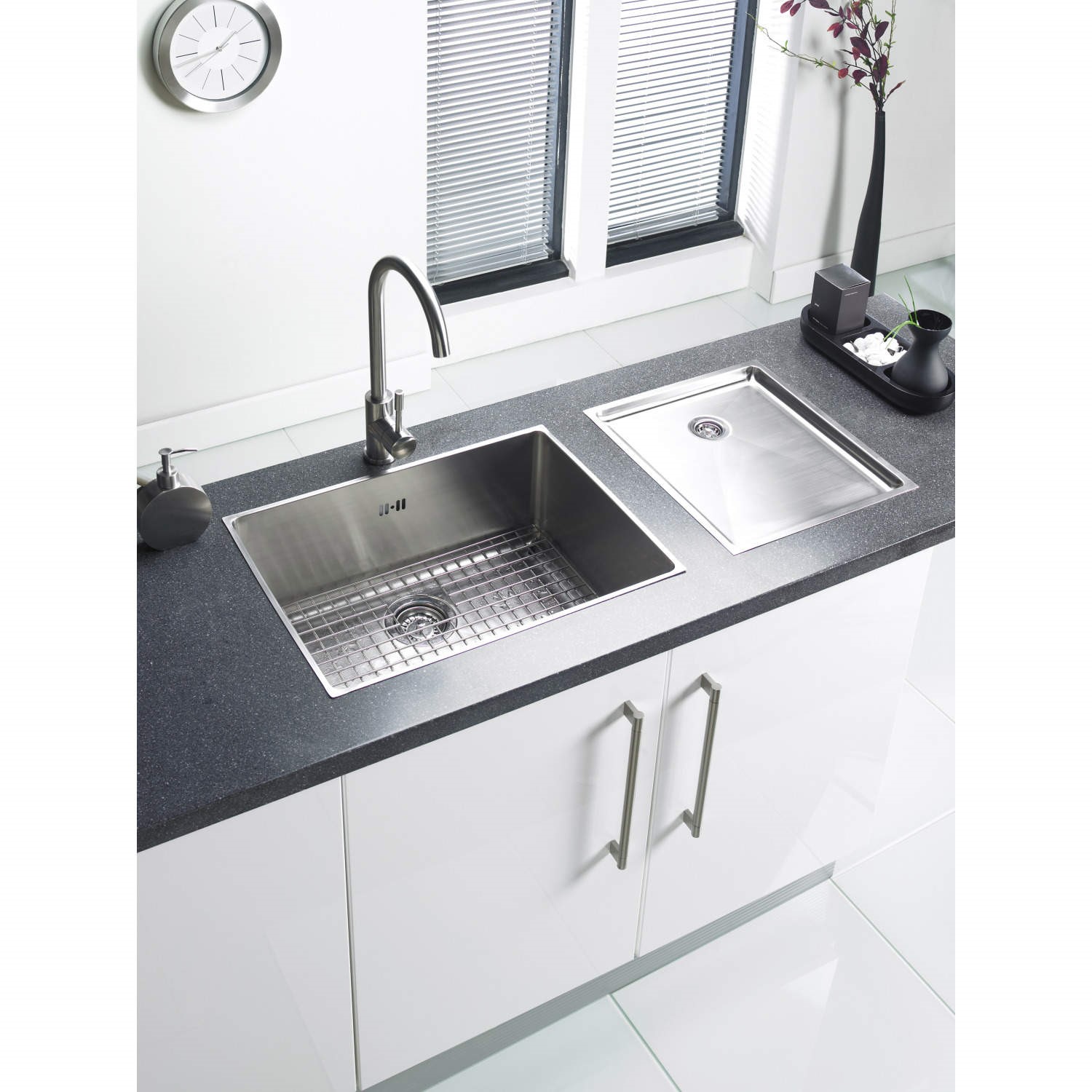 Astracast Oxs1xbhomepk Onyx Undermount Square Large Single Bowl Brushed Stainless Steel Sink