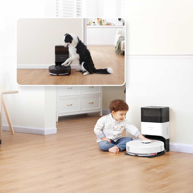Refurbished Roborock Q7Max+ Robot Vacuum Cleaner with Self-Emptying Station - White