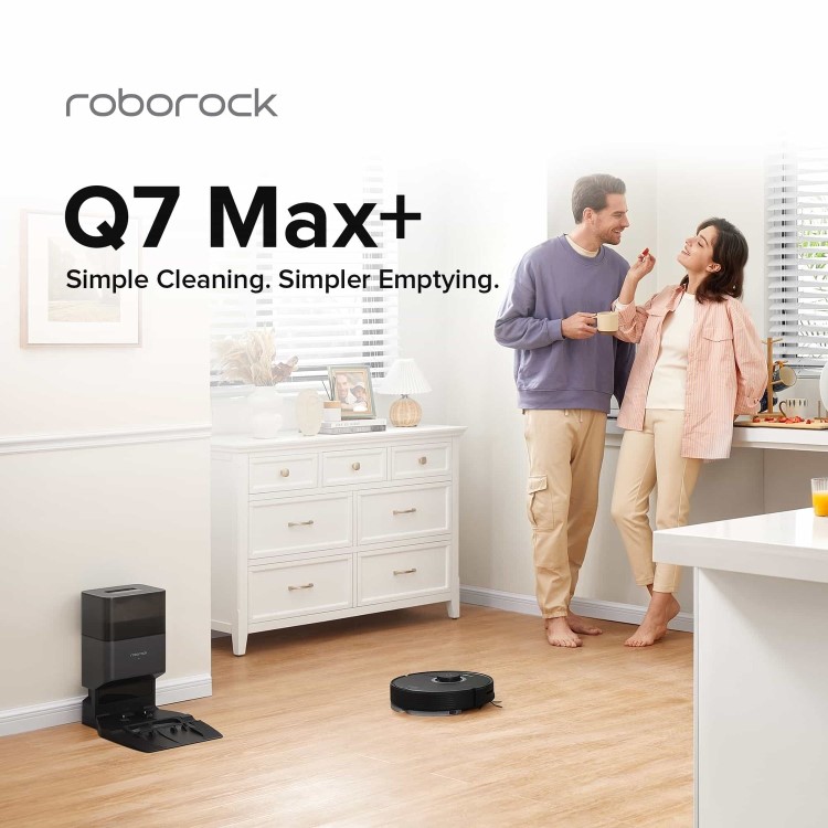 Refurbished Roborock Q7Max+ Robot Vacuum Cleaner with Self-Emptying Station - Black