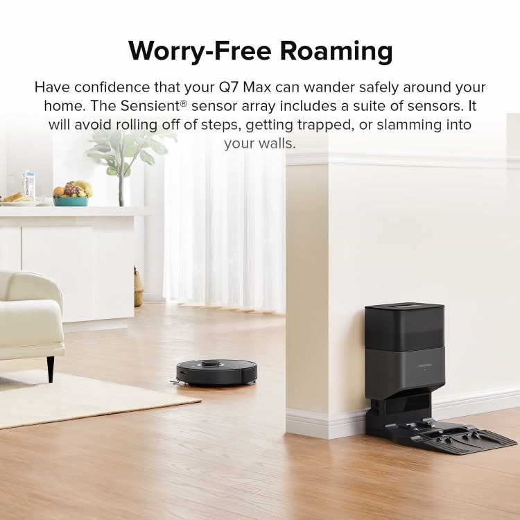 Refurbished Roborock Q7Max+ Robot Vacuum Cleaner with Self-Emptying Station - Black