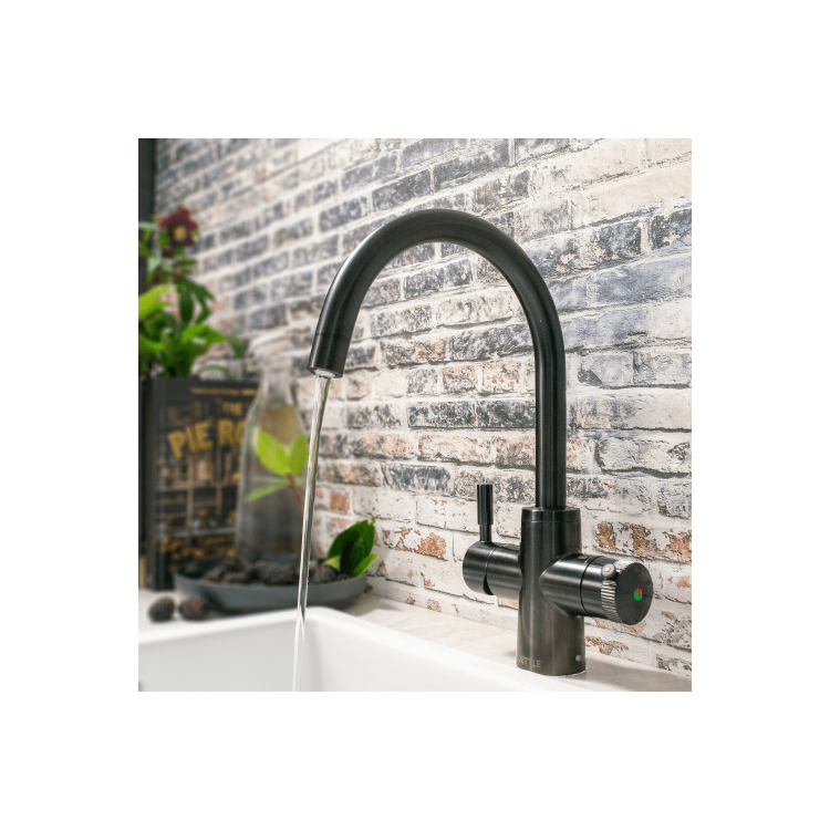QETTLE Original 4 in 1 Instant Boiling Water Tap 4 Litre - Black Round Spout