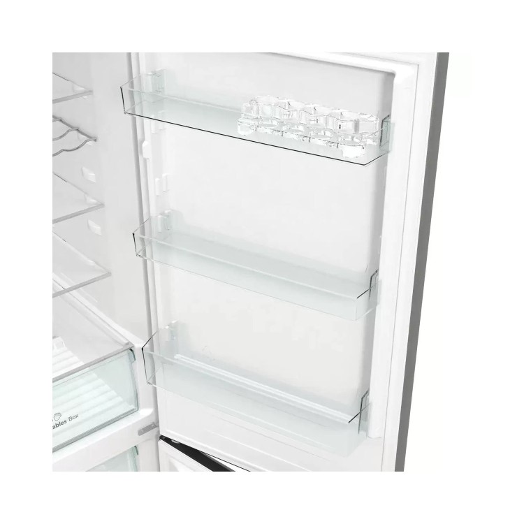 Refurbished Hisense RB388N4BC10UK Freestanding 302 Litre 60/40 Frost Free Fridge Freezer Stainless Steel