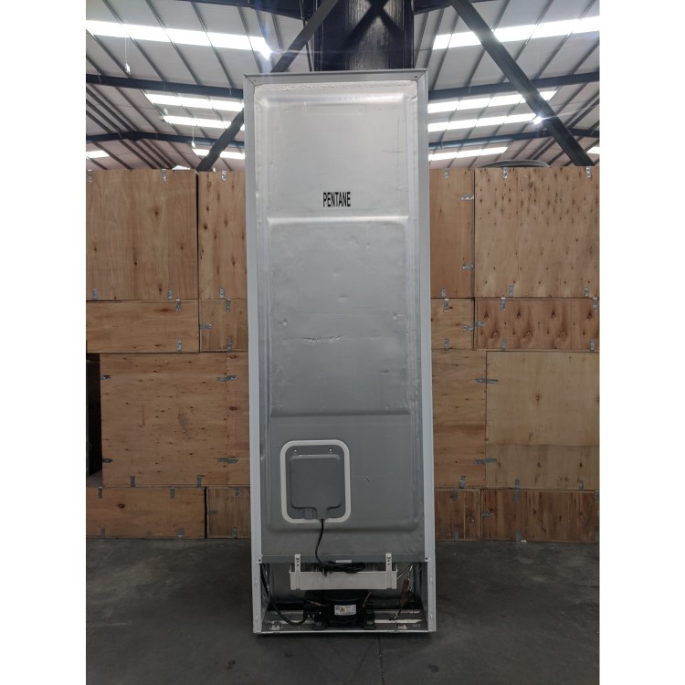 Refurbished Hisense RB388N4BW10UK Freestanding 302 Litre 60/40 Fridge Freezer