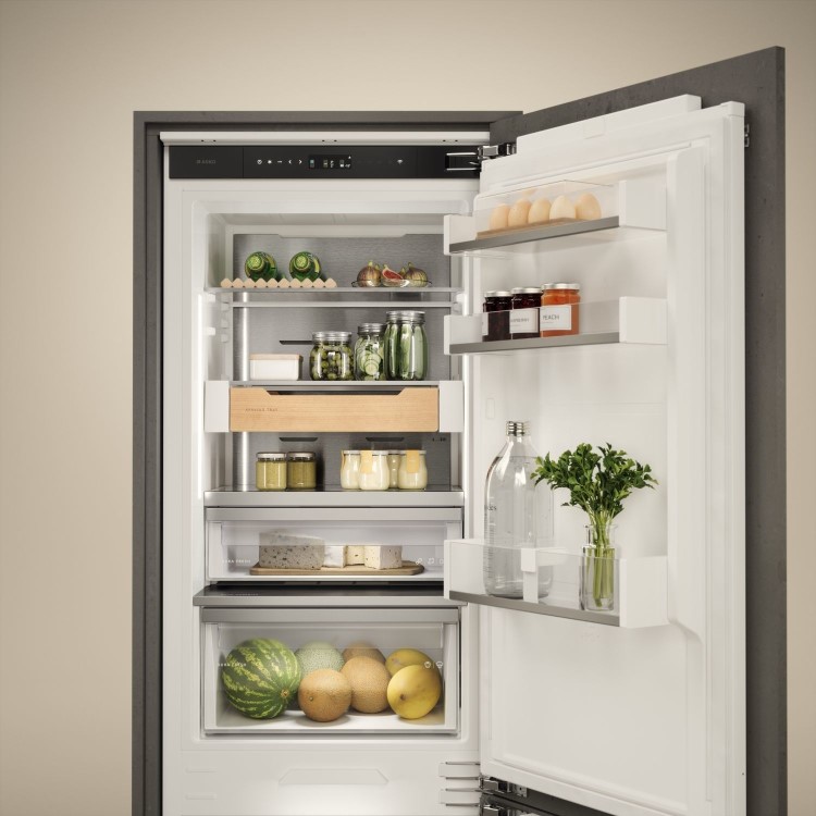 ASKO 242 Litre 60/40 Integrated Fridge Freezer