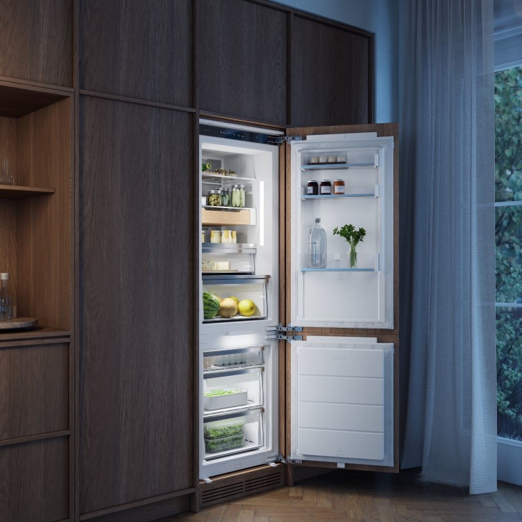 ASKO 242 Litre 60/40 Integrated Fridge Freezer
