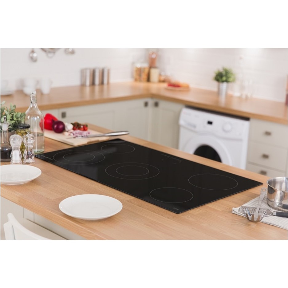 russell hobbs ceramic hob