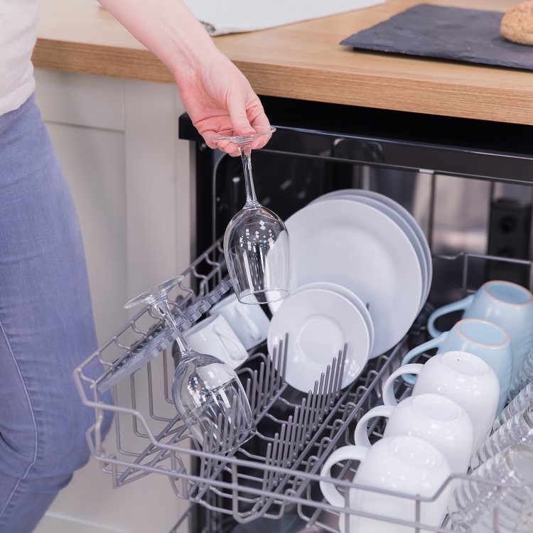 Russell Hobbs 12 Place Freestanding Dishwasher - Black