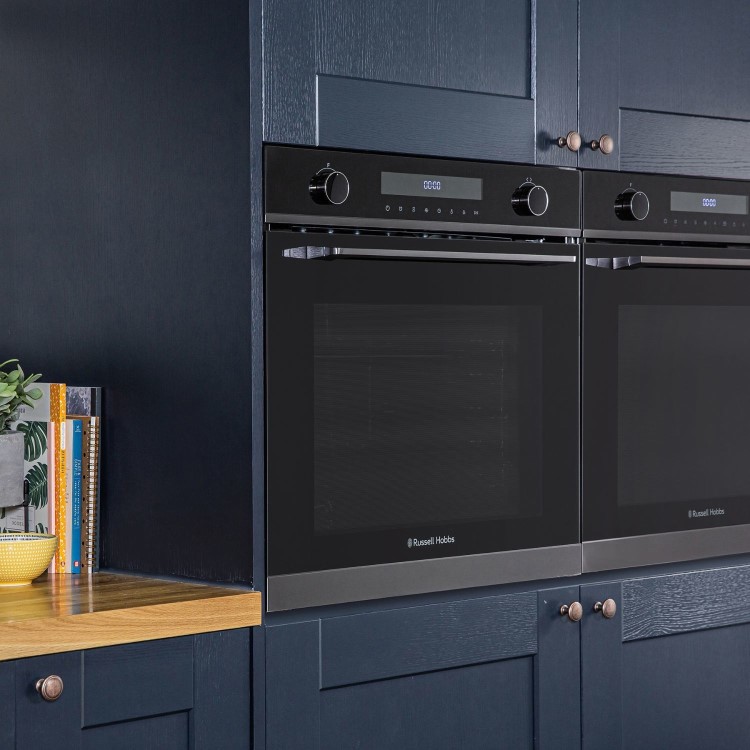 Refurbished Russell Hobbs RHEO7201DS 60cm Single Built In Electric Oven Black