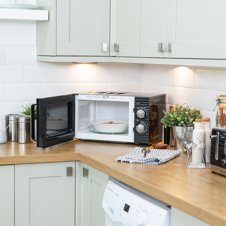 Russell Hobbs Inspire 17L Microwave - Black