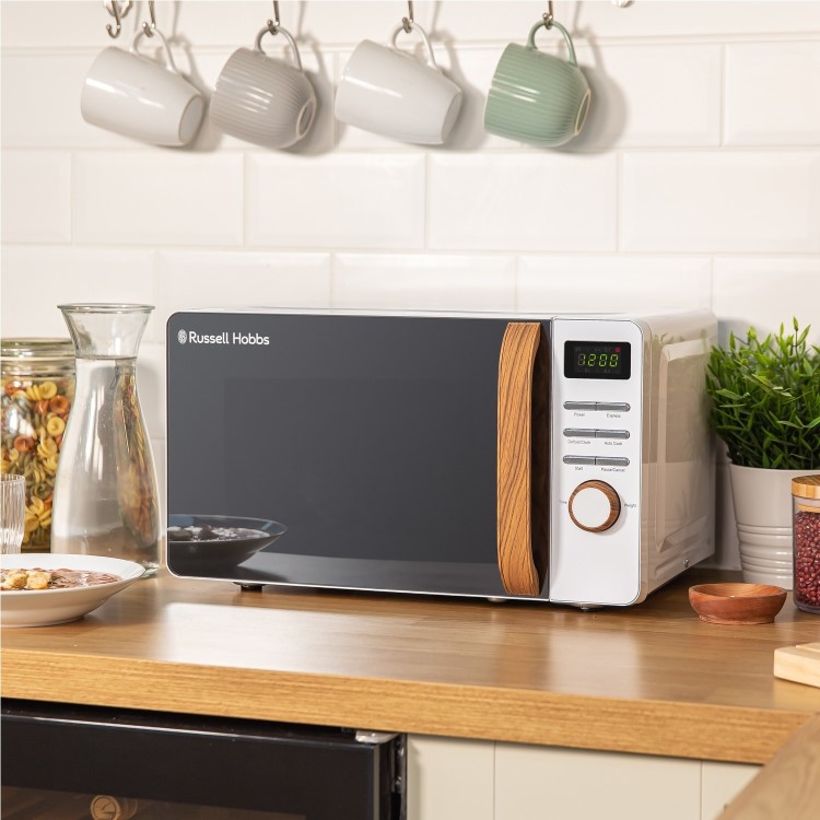 GRADE A2 - Russell Hobbs RHMD714 Scandi 17L Digital Microwave - White