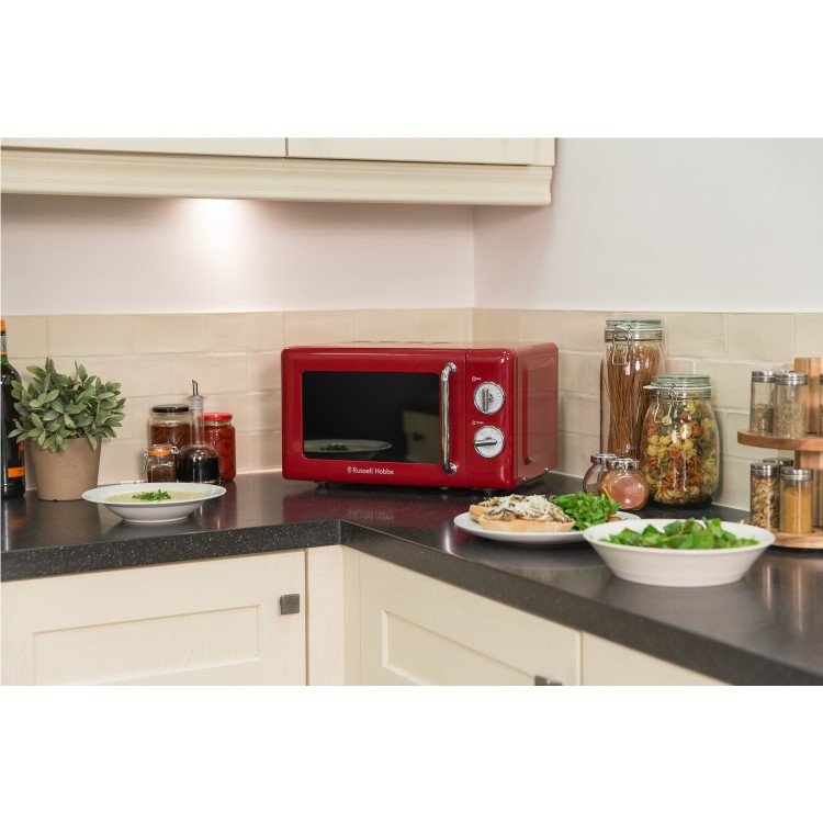 Russell Hobbs Retro 17L Microwave - Red