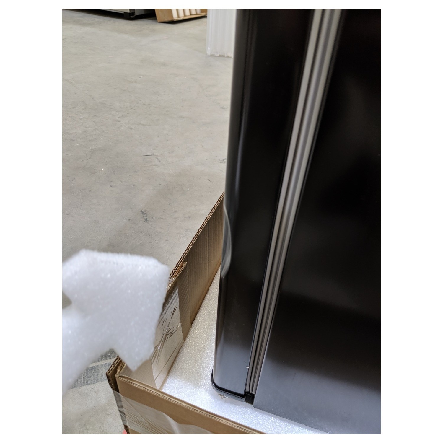 Refurbished Russell Hobbs RHUCFF50B Freestanding 90 Litre 70/30 Low