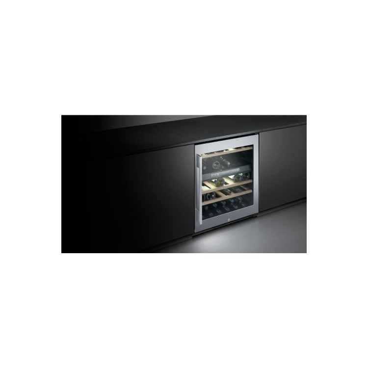 Fisher & Paykel Fisher & Payel RS60RDWX1 38 Bottle Wine Cabinet - B Energy Class - Built Under