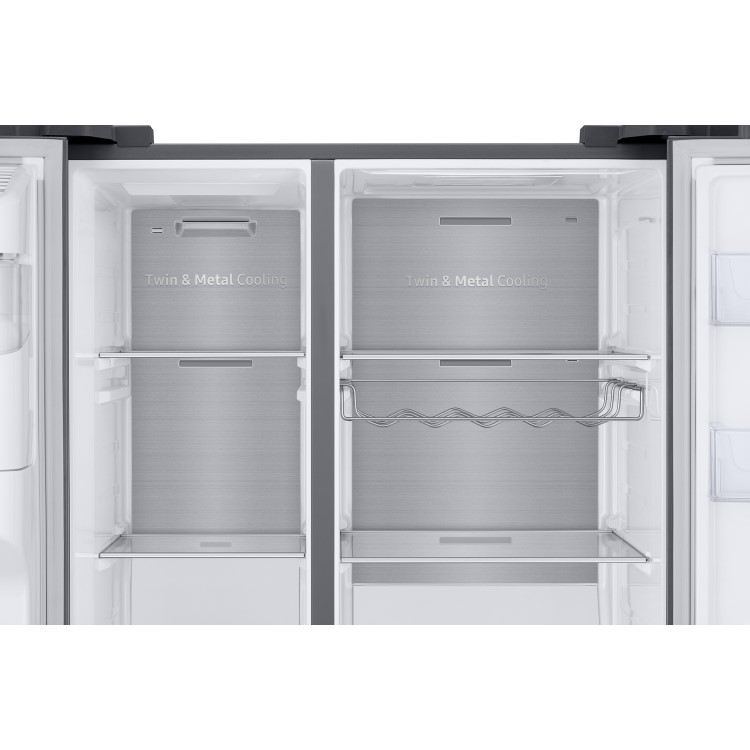 GRADE A2 - Samsung RS68N8941SL 613 Litre American Style Fridge Freezer Touchscreen 2 Door 91cm Wide - Silver