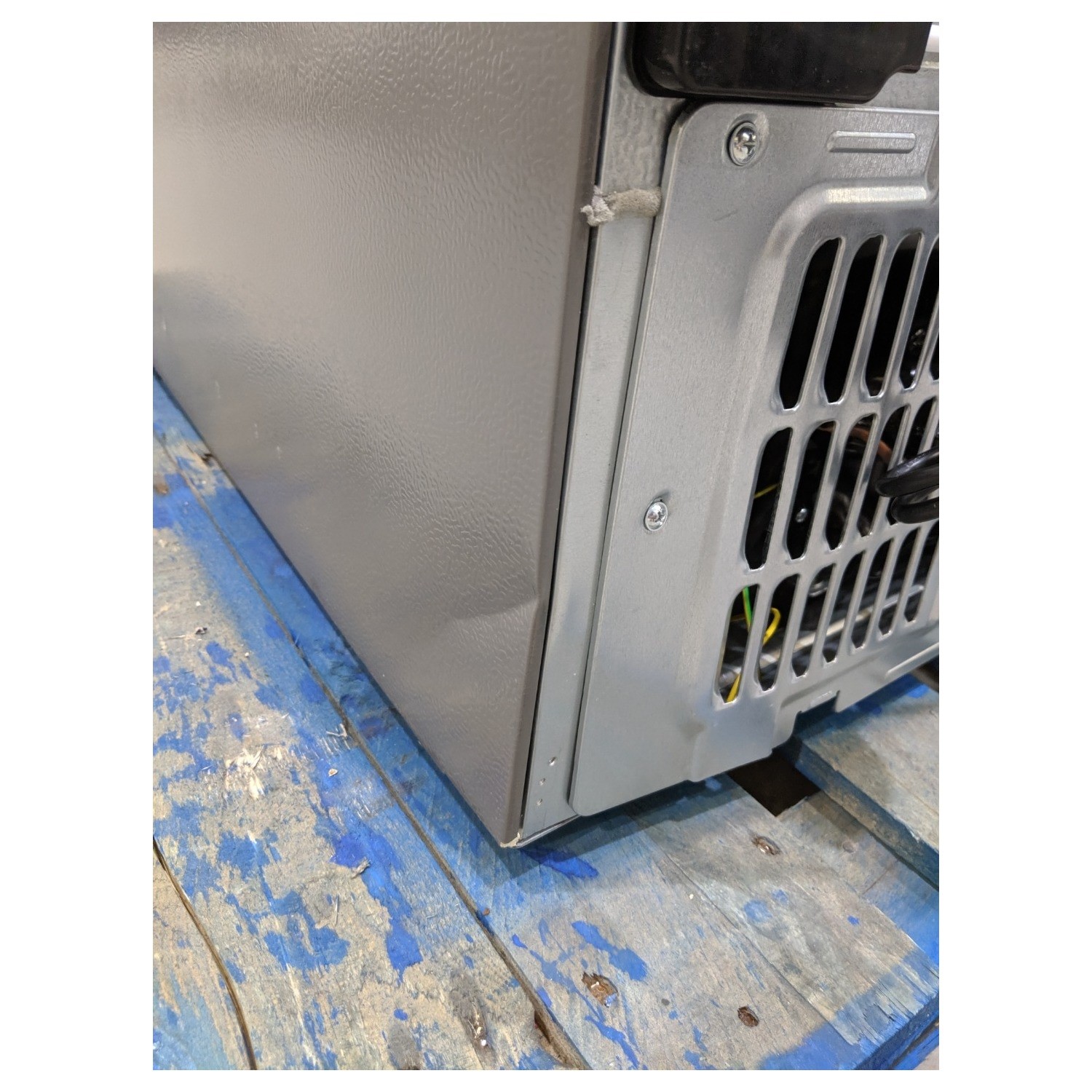 Refurbished Hisense RS694N4IIF Freestanding 562 Litre American Fridge