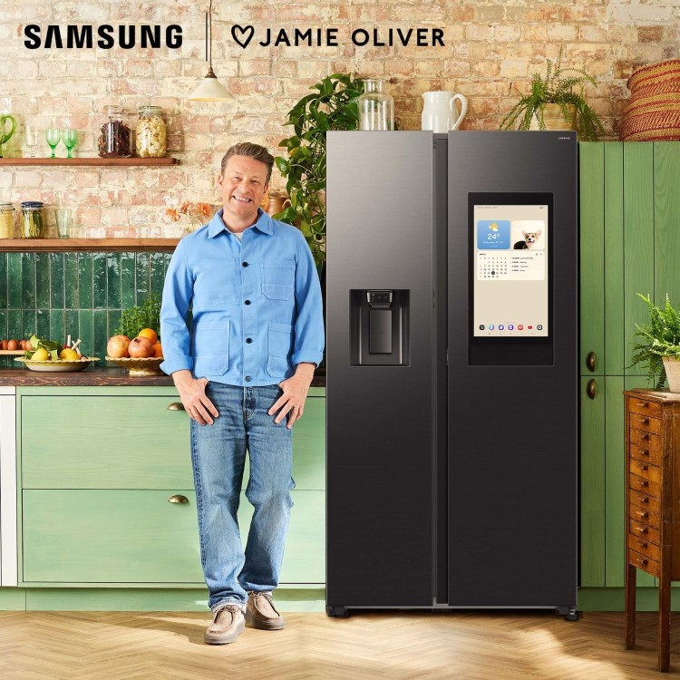 Samsung Family Hub 614 Litre Side-By-Side American Fridge Freezer - Black
