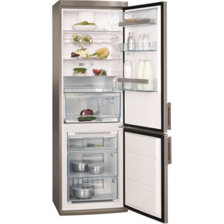 AEG S73400CTS1 Freestanding Fridge Freezer - Silver With Anti-fingerprint Stainless Steel Doors