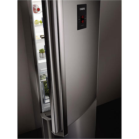 AEG S83600CMM0 High Performance Freestanding Fridge Freezer - Anti-fingerprint Stainless Steel