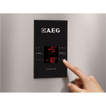AEG S83600CMM0 High Performance Freestanding Fridge Freezer - Anti-fingerprint Stainless Steel