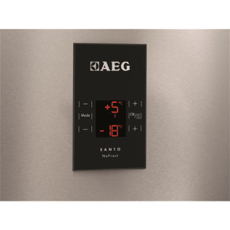 AEG S94400CTX0 Large Capacity Freestanding Fridge Freezer - Anti-fingerprint Stainless Steel Doors