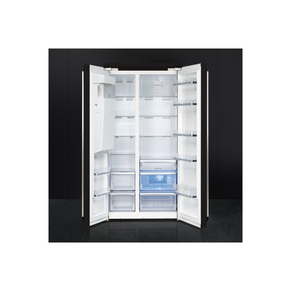 Smeg SBS963N 91cm Victoria Black Freestanding Side by Side Fridge