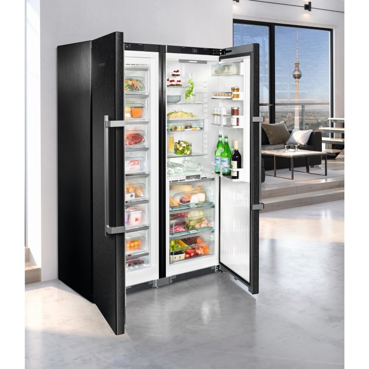 Liebherr SBSbs8683 Premium BioFresh NoFrost Side-by-side American Fridge Freezer - Black Steel
