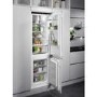 AEG 8000 Series 244 Litre 70/30 Integrated Fridge Freezer