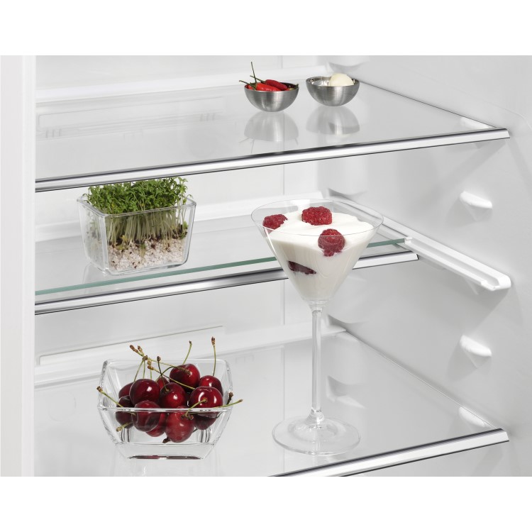 AEG SCE81928TS 70-30 Integrated Fridge Freezer - Sliding Rail