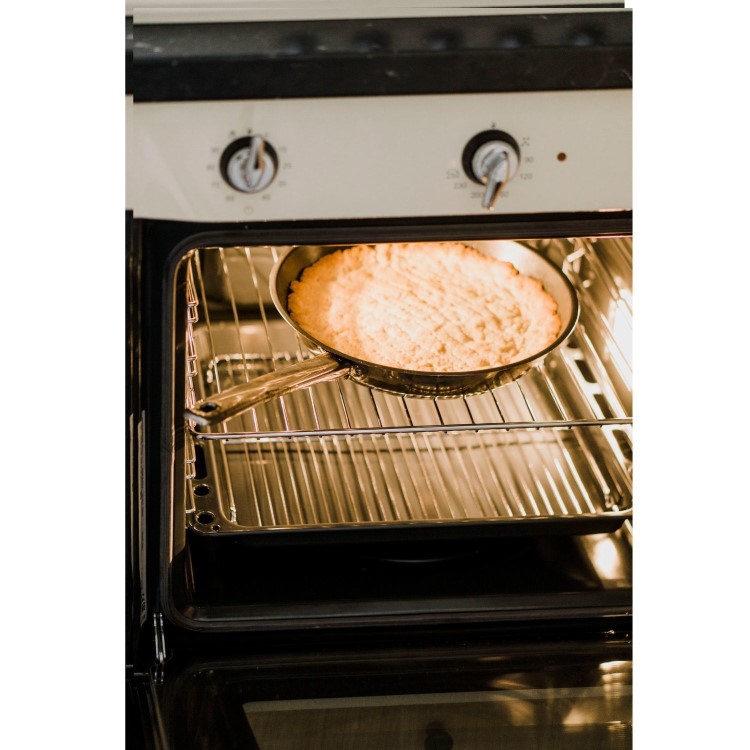 Smeg SF6905P1 Victoria Electric Single Oven - Cream