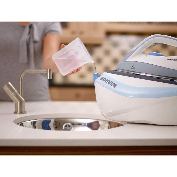 Hoover SFM4002 IronSteam Steam Generator Iron White And Blue