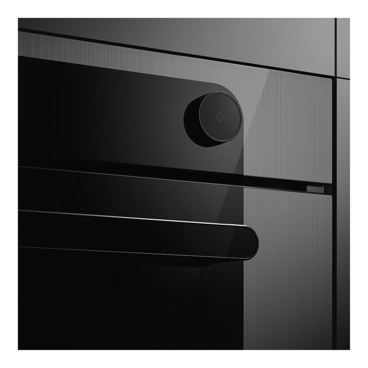 Smeg Musa Electric Single Oven with Pyrolytic Cleaning - Silver