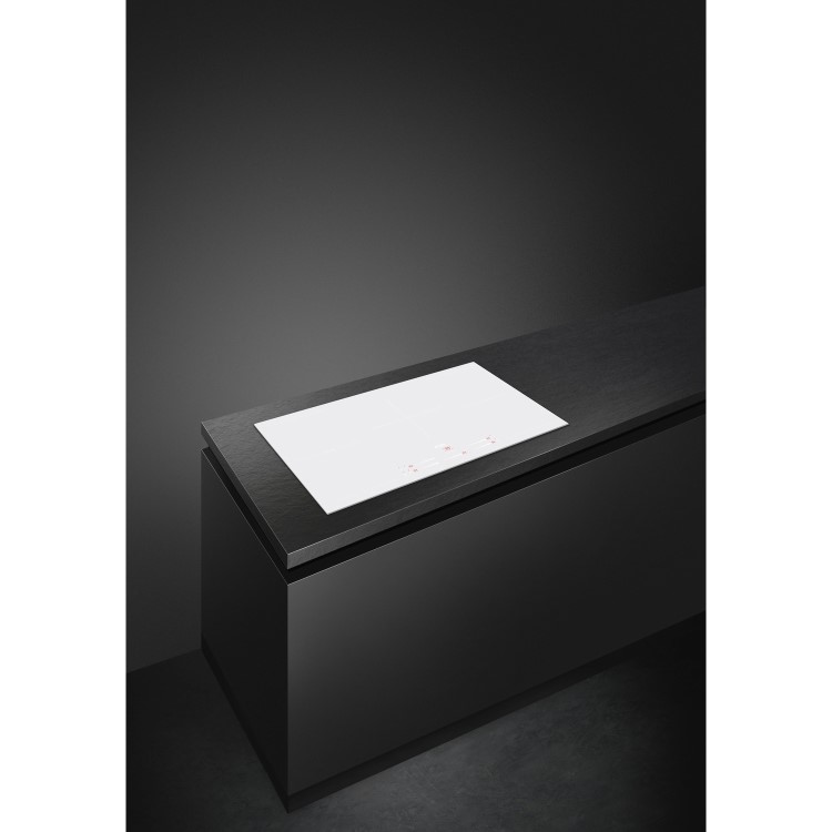 Smeg 90cm 5 Zone White Induction Hob