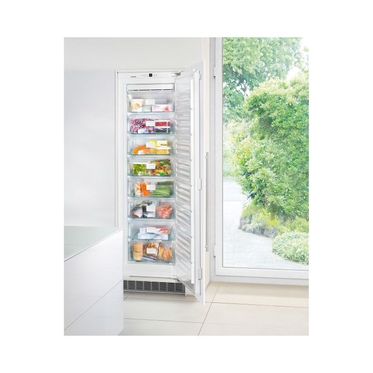 Liebherr SIGN3524 213 Litre Integrated In Column Freezer 177cm A++ Energy Rating 56cm Wide - White