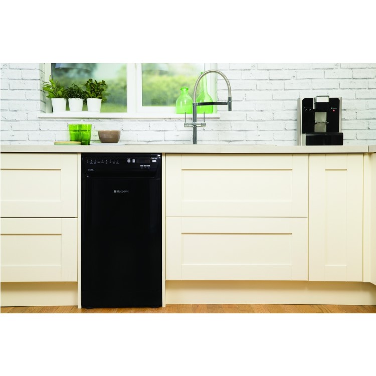Hotpoint SIUF32120K Ultima 10 Place Slimline Freestanding Dishwasher - Black