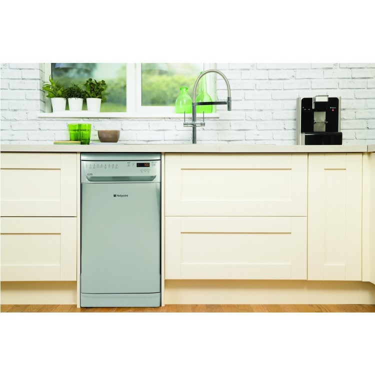 Hotpoint Ultima SIUF32120X 10 Place Slimline Freestanding Dishwasher - Silver