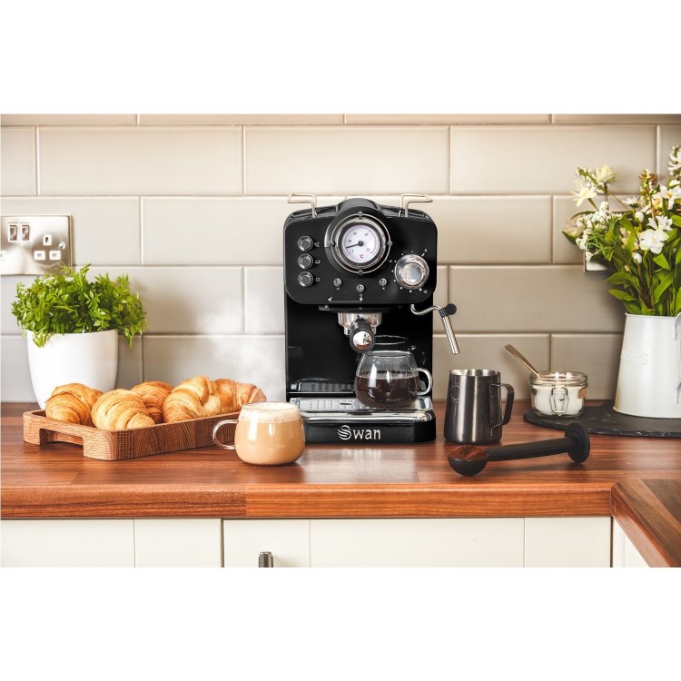 GRADE A1 - Swan SK22110BN Retro Espresso Coffee Machine - Black