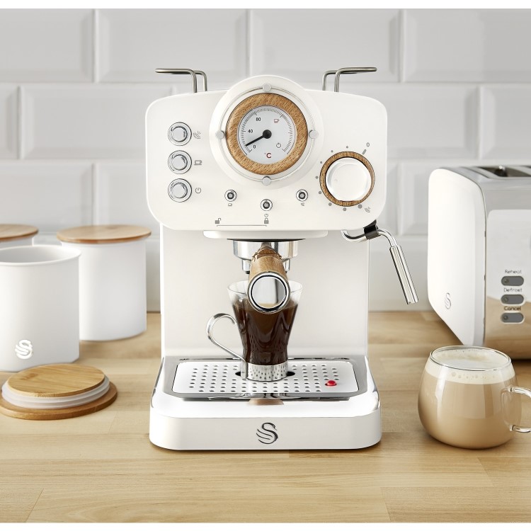Swan SK22110WHTN Retro Espresso Coffee Machine - White