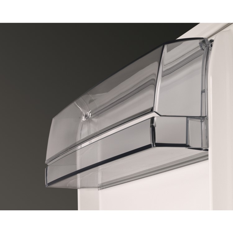 AEG SKB5821VAF Undercounter Integrated Larder Fridge - Door-on-door