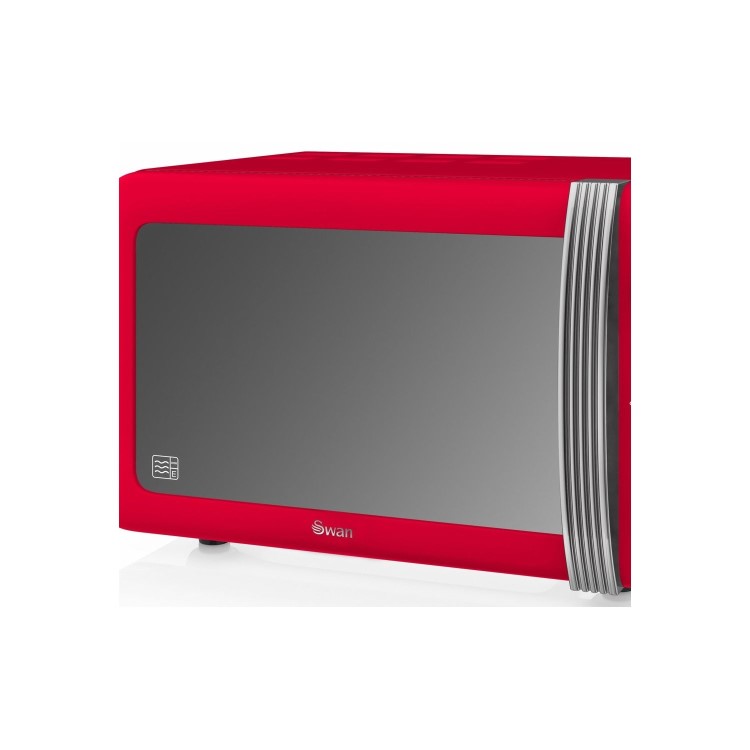 Swan Retro SM22070RN 25L 900W Freestanding Microwave - Red