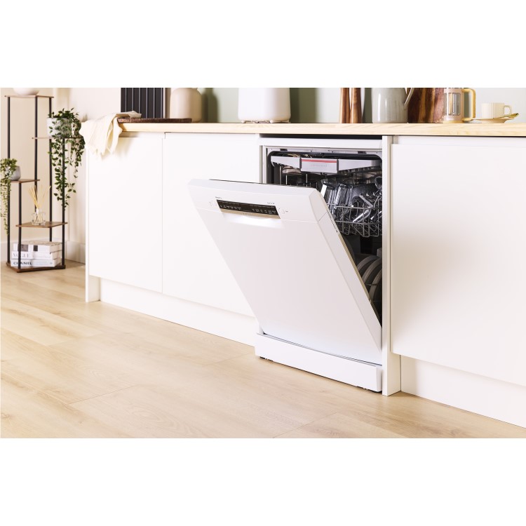 Bosch Series 4 Freestanding Dishwasher - Smart Wi-Fi, B-Rated, White