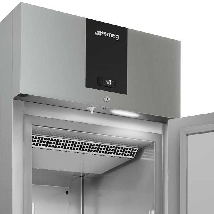 Smeg SPR07PDXR Single Door Fridge 700Ltr GN 2/1 Compatible - Ventilated Cooling "A" Rated