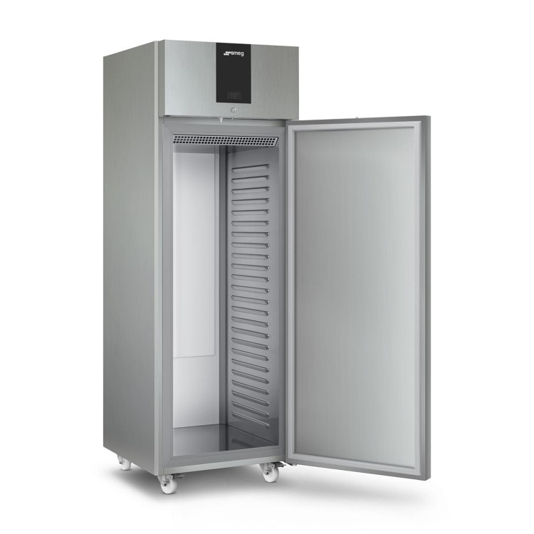 Smeg SPRF7PDXR Single Door Fridge 700Ltr  GN2/1 Compatible - Ventilated Cooling "A" Rated