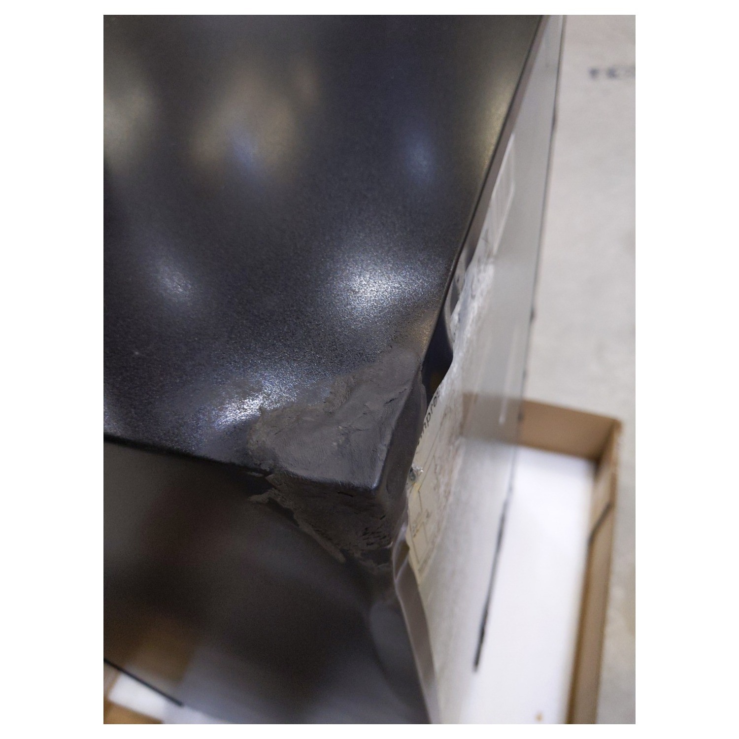 Refurbished Swan SR12030BN Integrated 20 Bottle Single Zone Wine Cooler