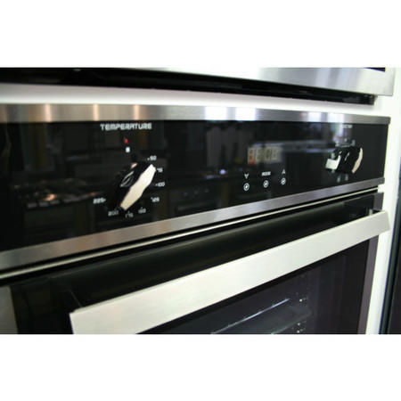 CDA SV150SS Eight Function Electric Built-in Single Oven Stainless Steel